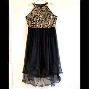 Women’s Black With Gold Sequined Dress Sz 2x